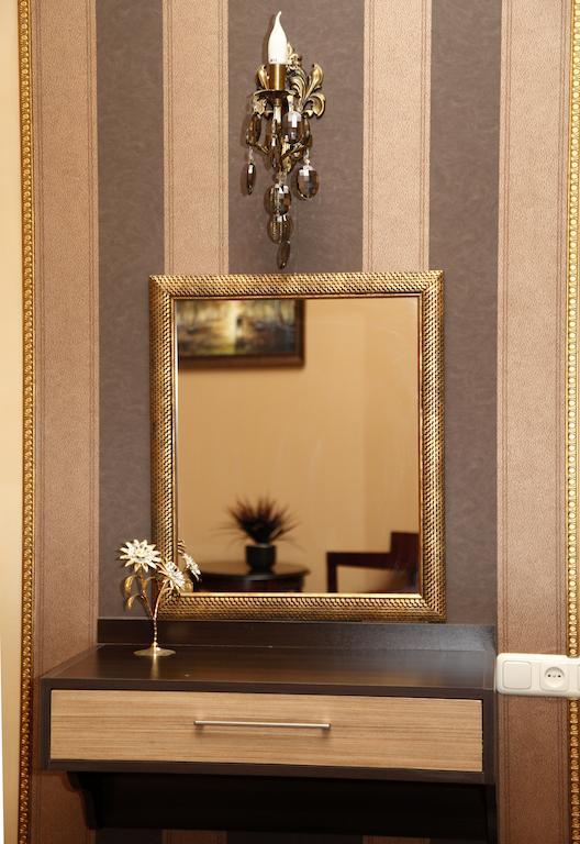 Azoyan Guest House Yerevan Exterior photo